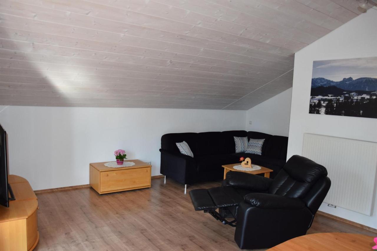 Appartement Haus Gauss à Seeg Extérieur photo